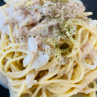 ツナ缶と玉ねぎのパスタ